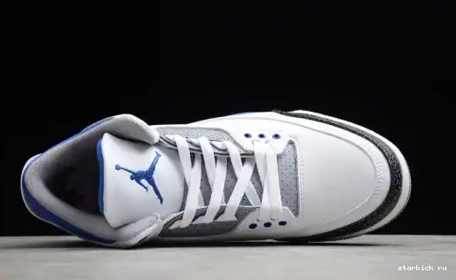 CT8532-145 RETRO CT8532-145 WHITE BLUE AIR 3 JORDAN 0602